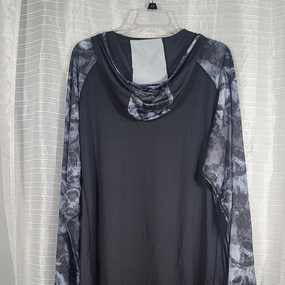 Men's  Camo Long Sleeve Fishing Shirt with Hoodia Size 2XL - Picture 2 of 3